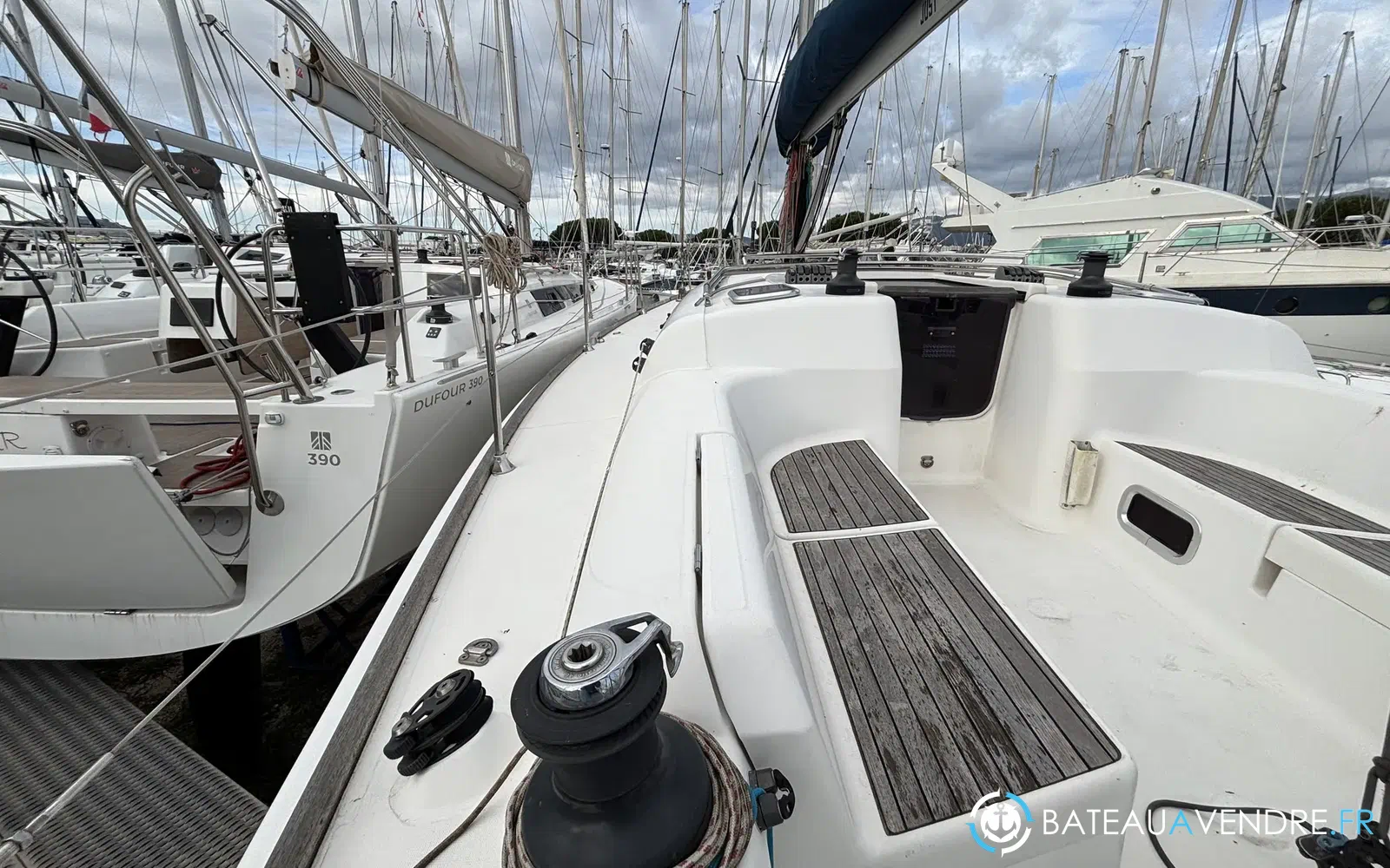 slider 5 Dufour 40 PERFORMANCE