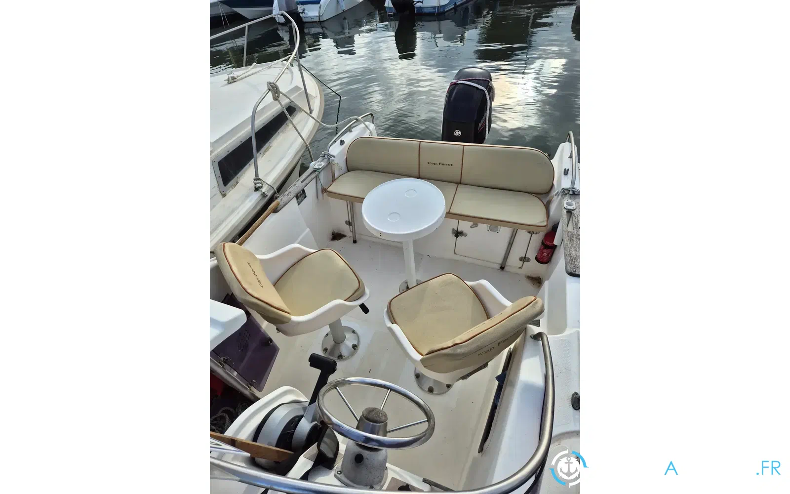 slider 1 B2 Marine 502