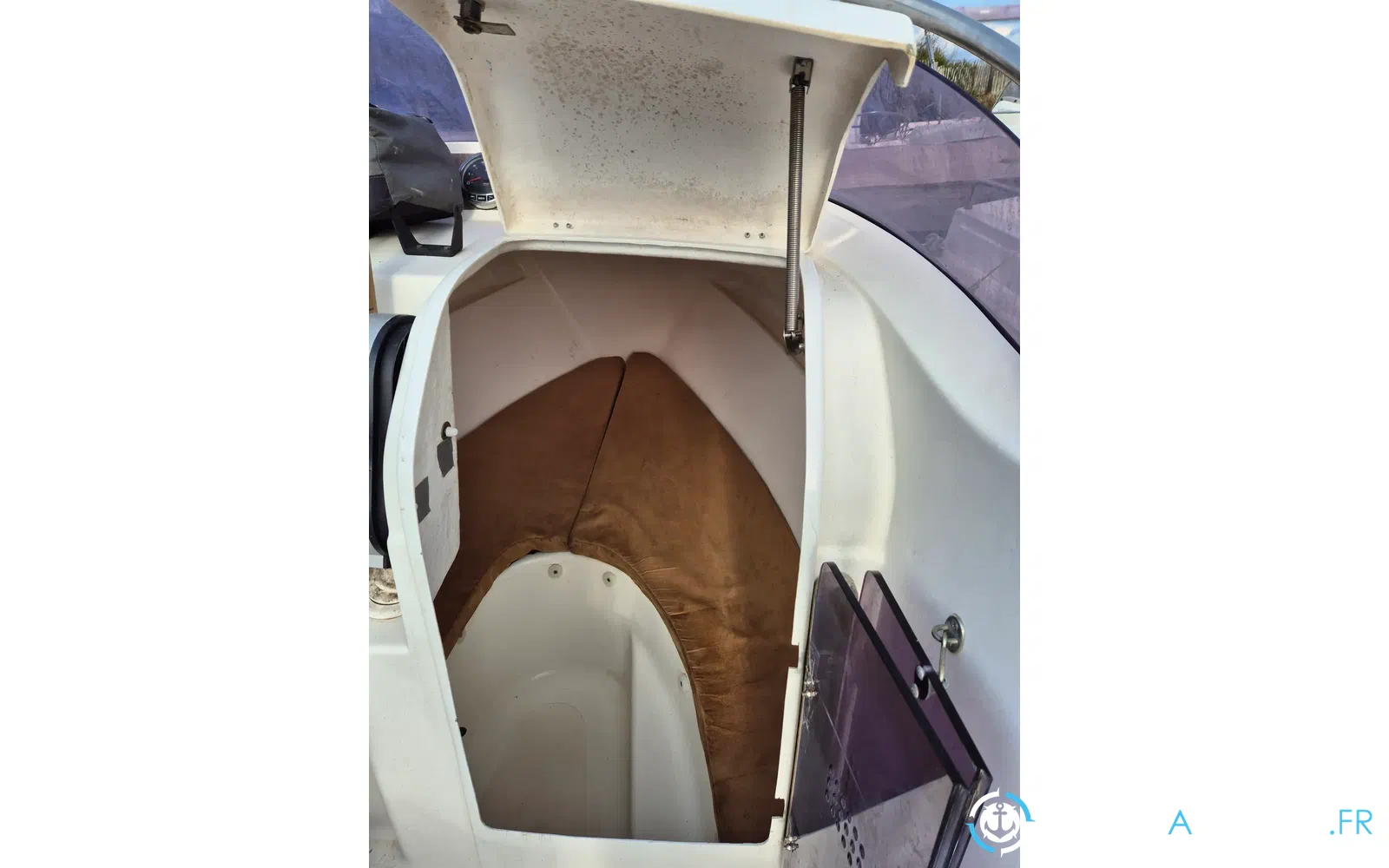 slider 3 B2 Marine 502