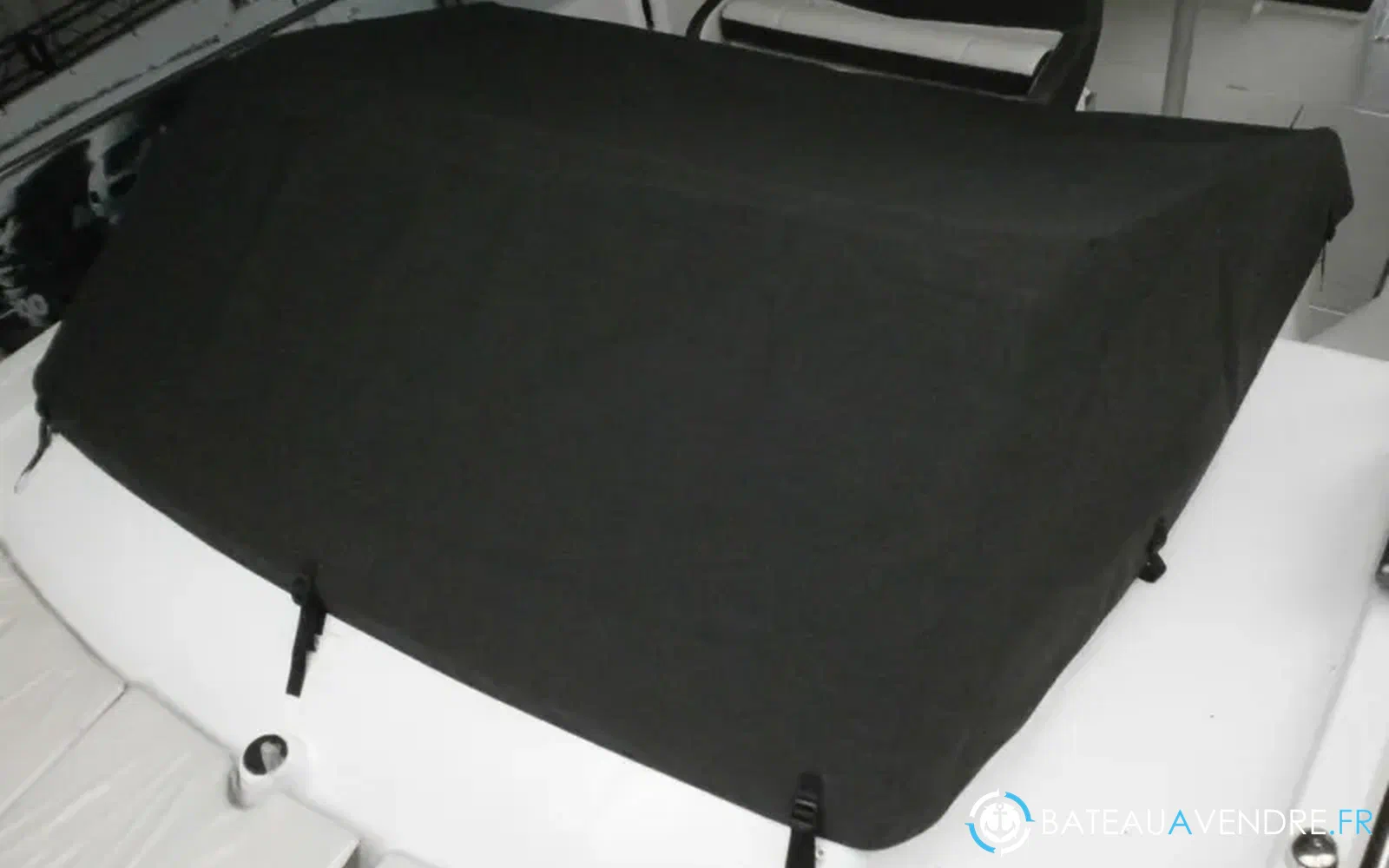 slider 0 Taud de console Beneteau Flyer 8.8 Sun Deck