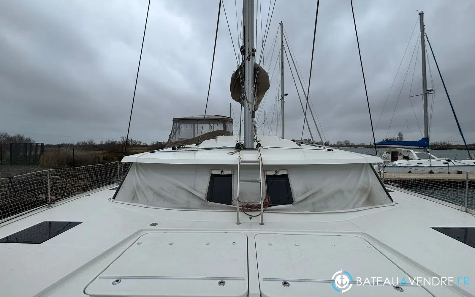 slider 9 Fountaine Pajot Astrea 42