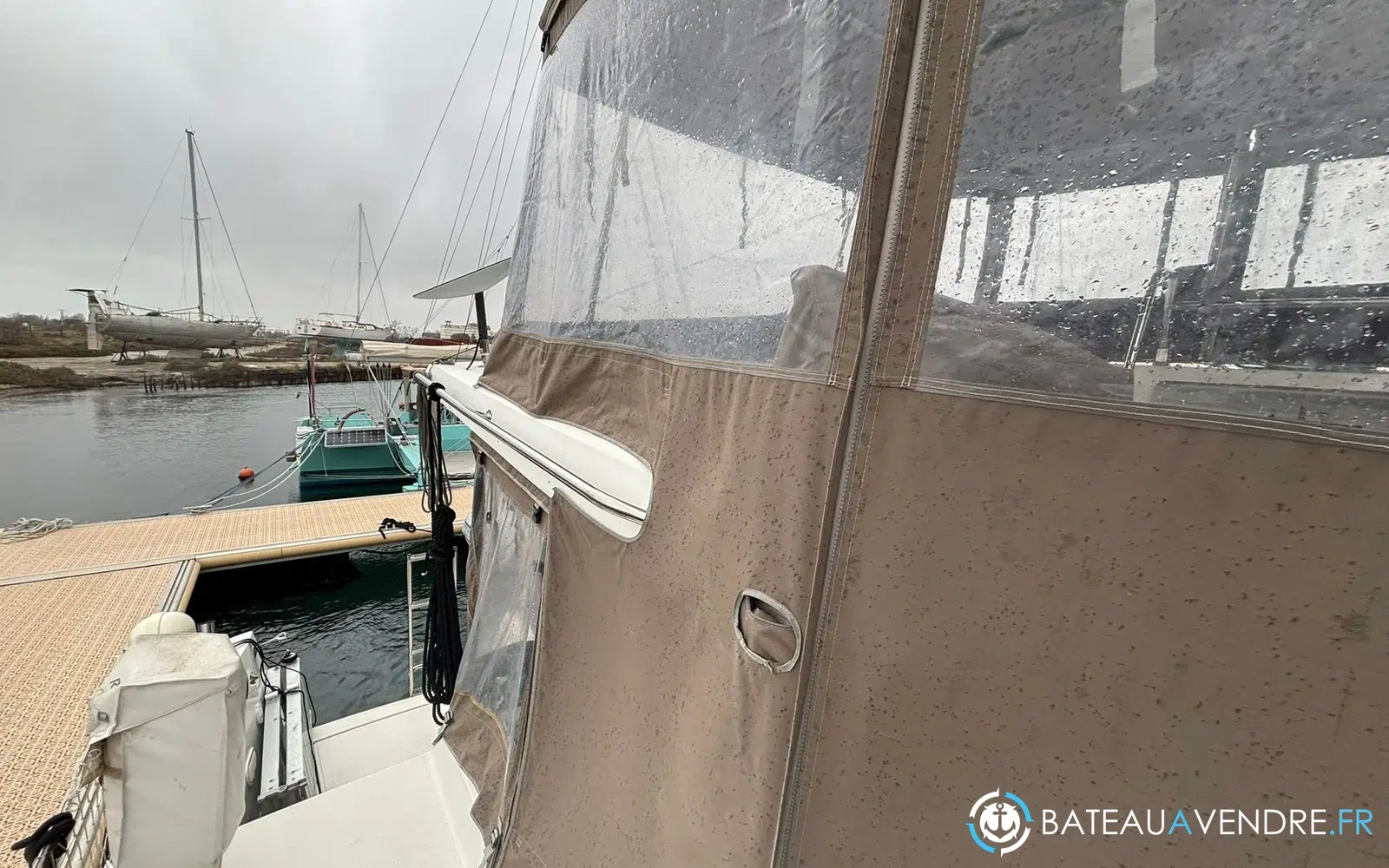 slider 12 Fountaine Pajot Astrea 42