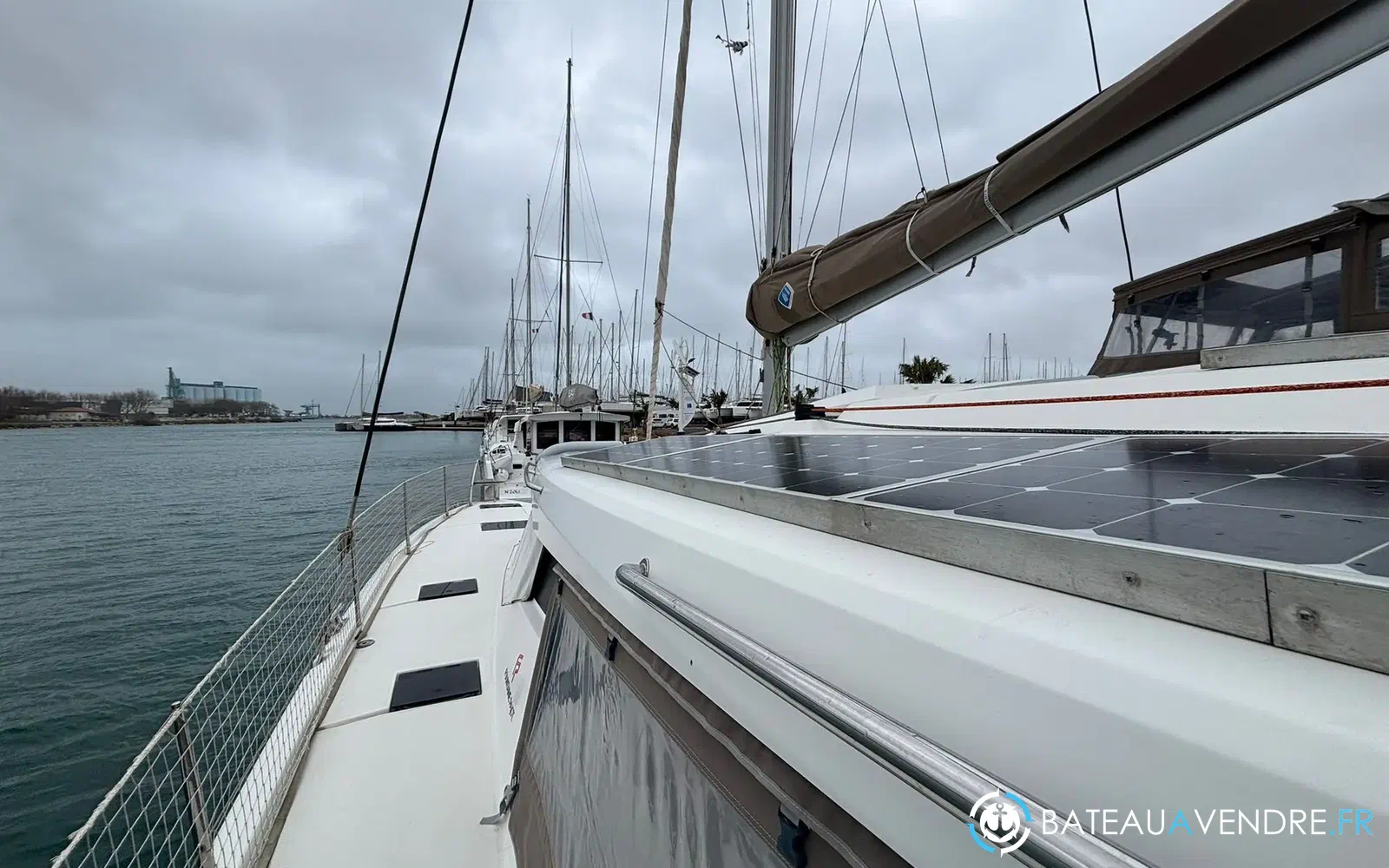 slider 7 Fountaine Pajot Astrea 42