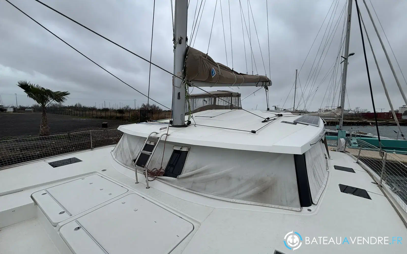 slider 8 Fountaine Pajot Astrea 42