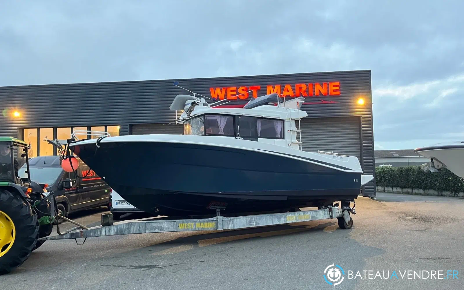 slider 0 Beneteau Barracuda 9 Fly