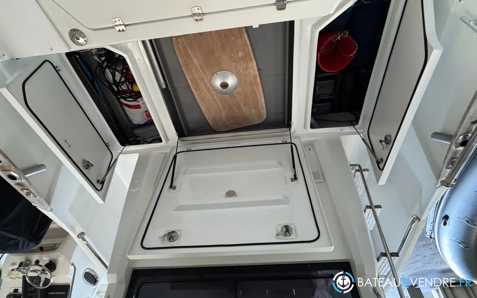 slider 2 Beneteau Barracuda 9 Fly