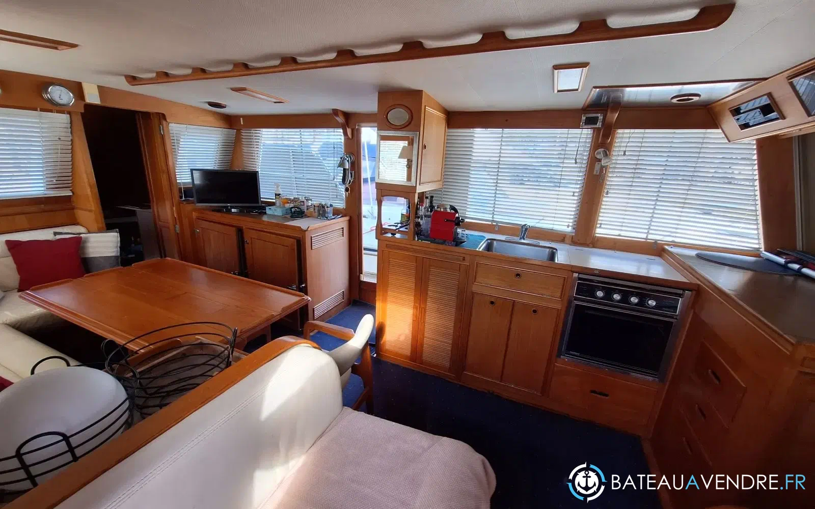 slider 3 Grand Banks 42