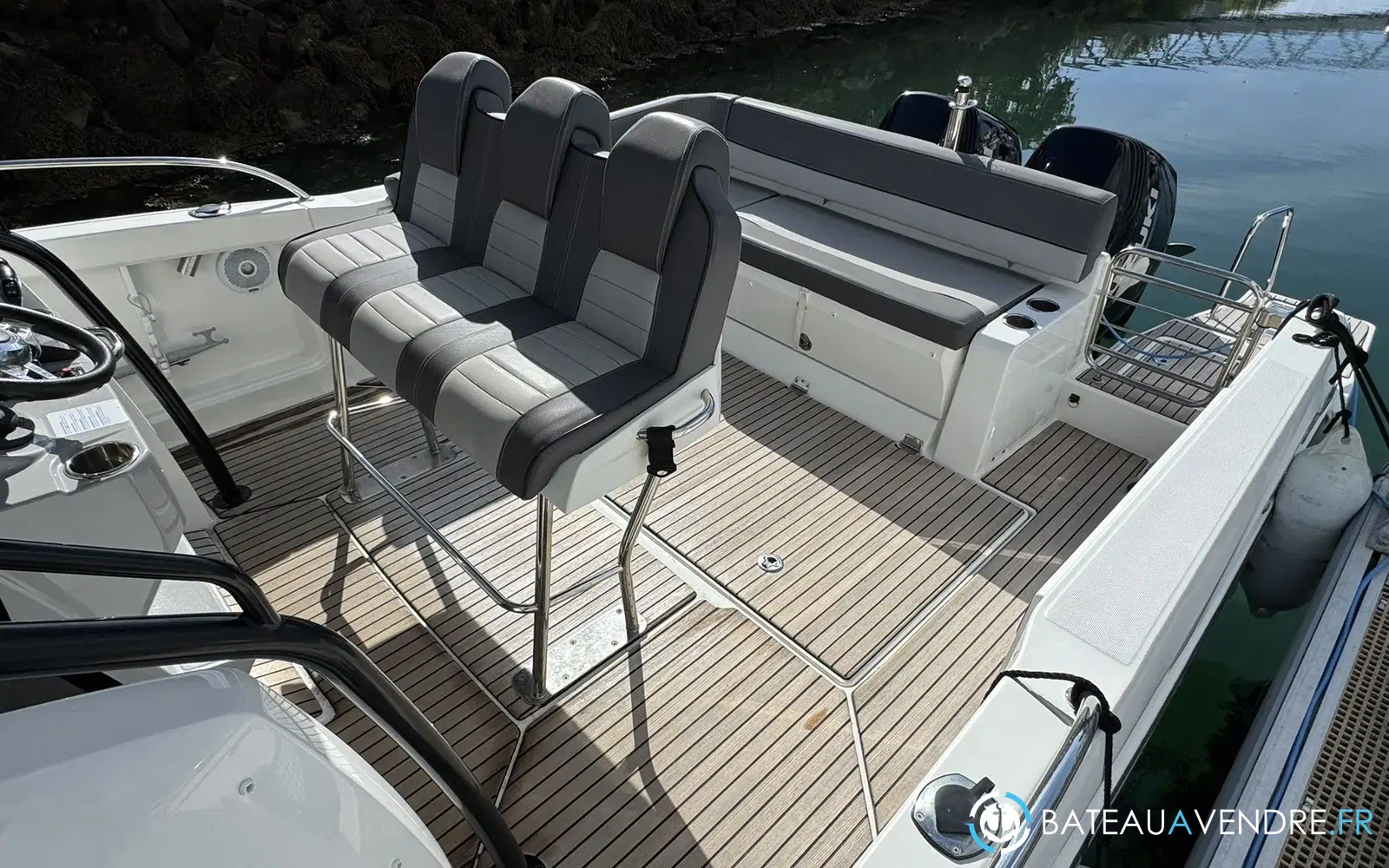 slider 5 Jeanneau Cap Camarat 9.0 CC