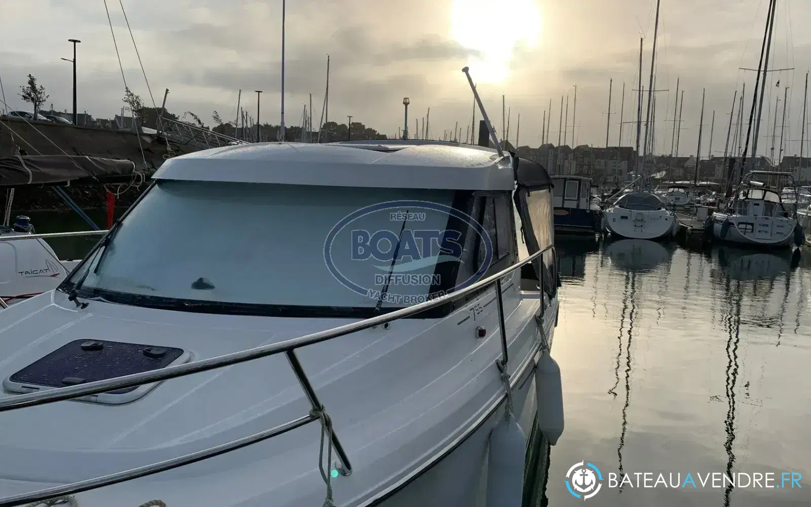 slider 12 Jeanneau Merry Fisher 755