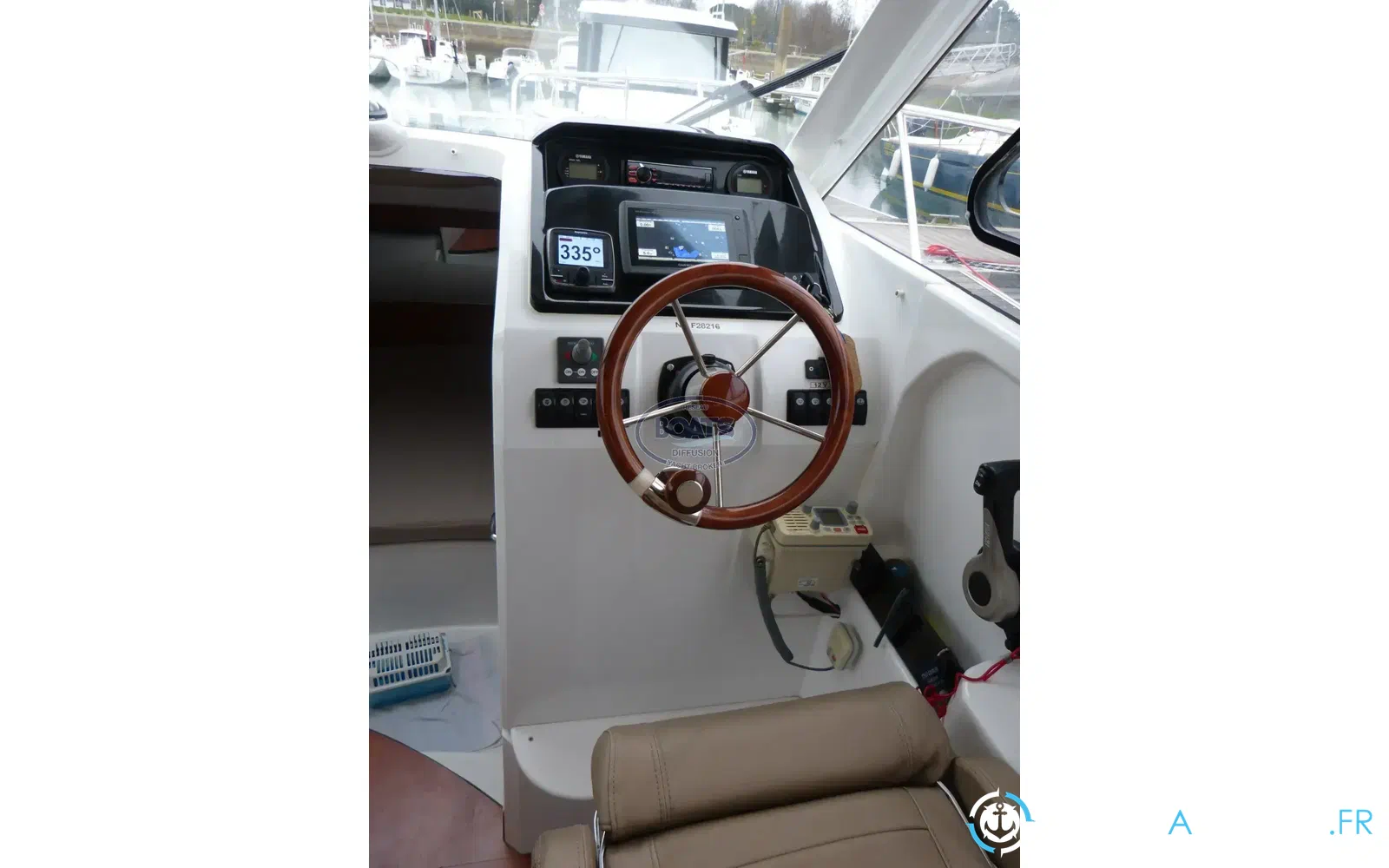 slider 2 Jeanneau Merry Fisher 755
