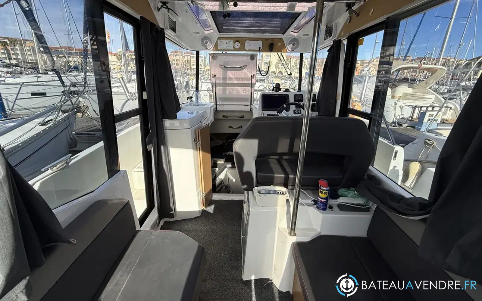 slider 12 Beneteau Barracuda 9