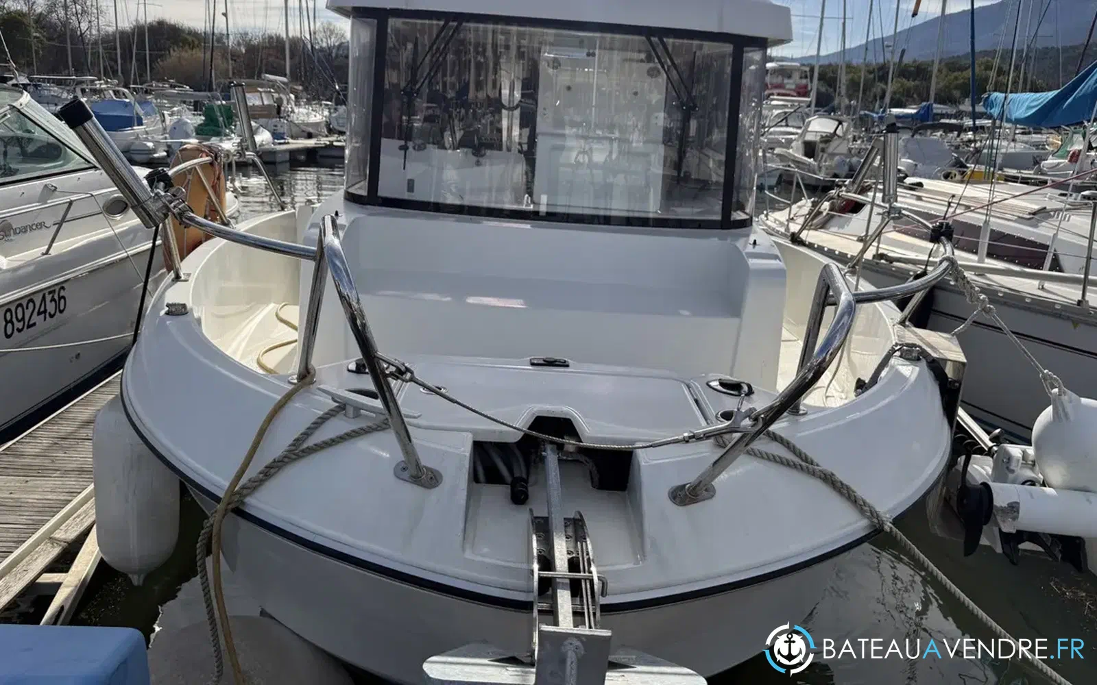 slider 2 Beneteau Barracuda 9