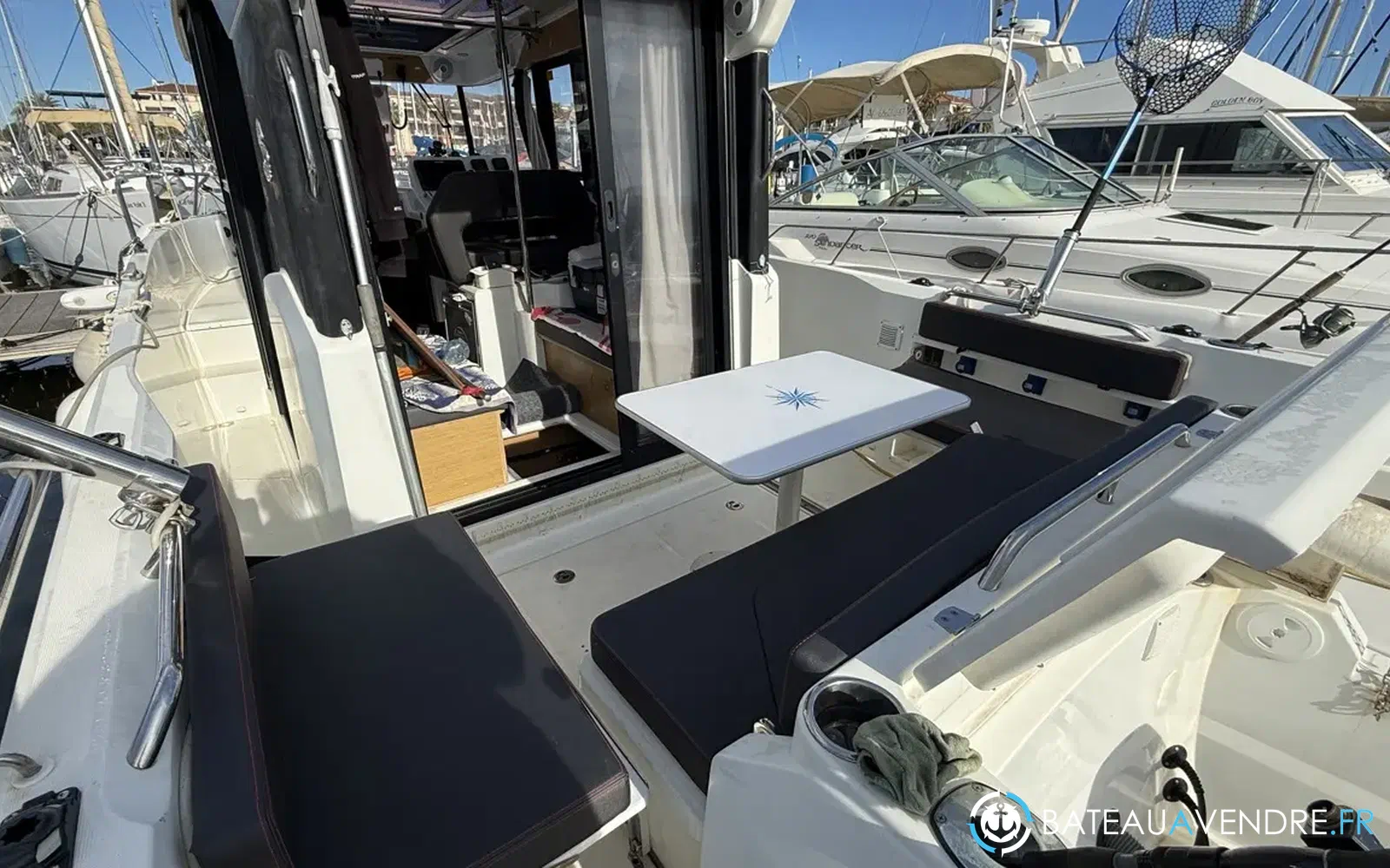slider 5 Beneteau Barracuda 9