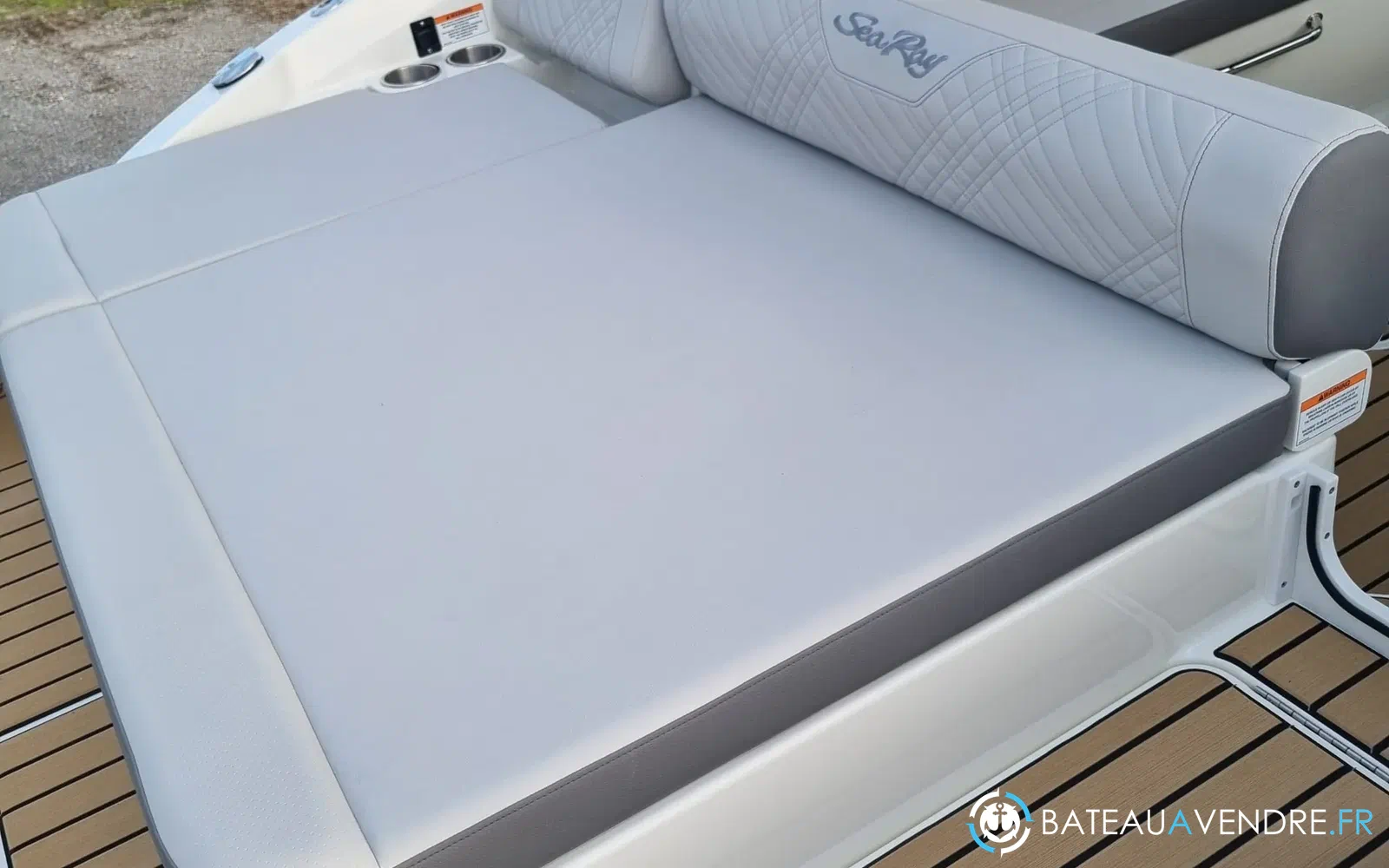 slider 13 Sea Ray SDX 250 OB