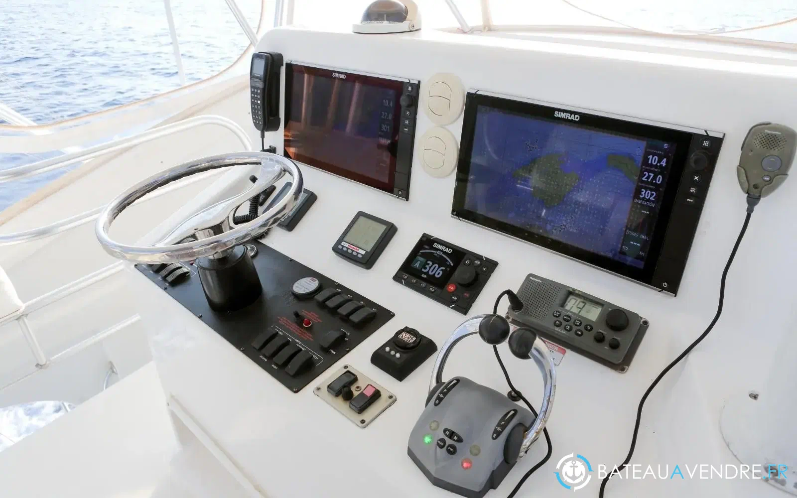 slider 3 Luhrs 41 Convertible