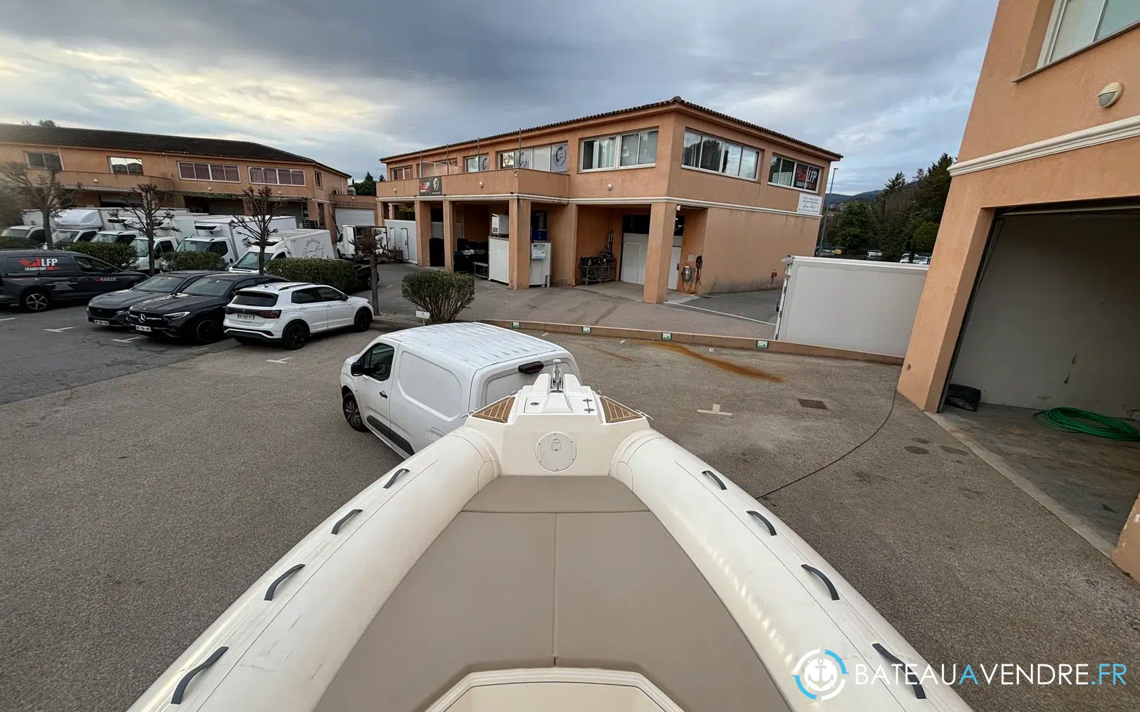 slider 4 Capelli Tempest 775 Luxe