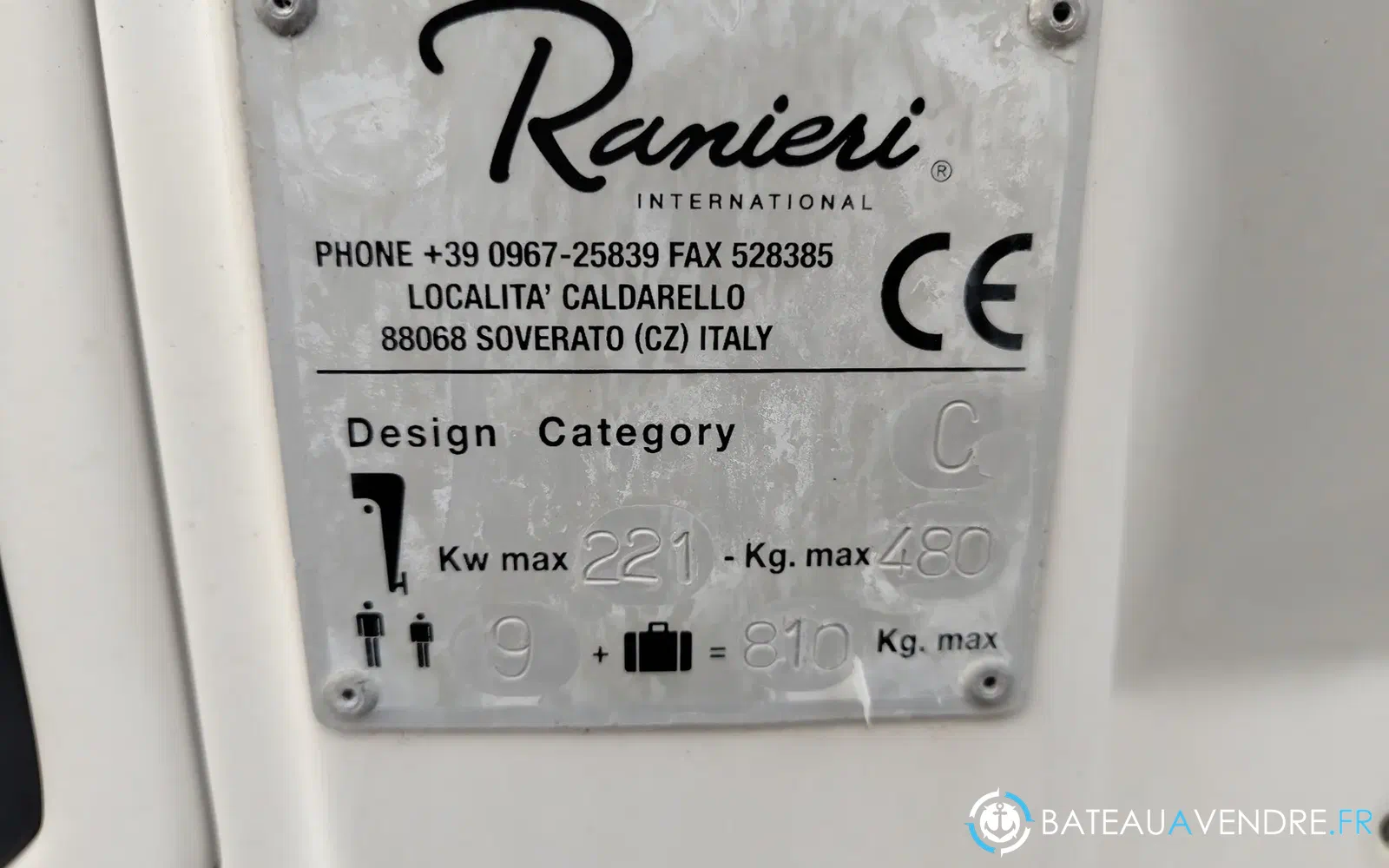 slider 34 Ranieri Shadow 24