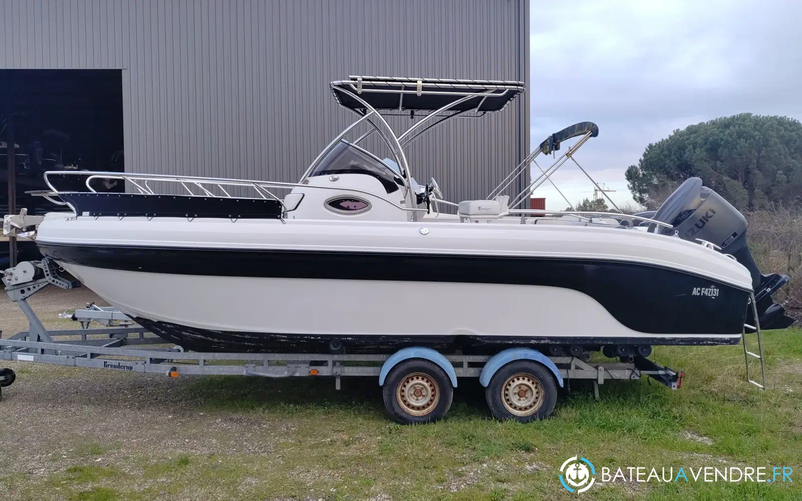 slider 10 Ranieri Shadow 24