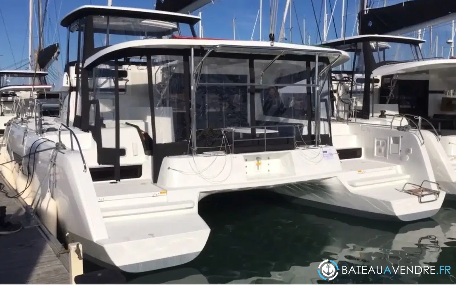 slider 11 Lagoon 42