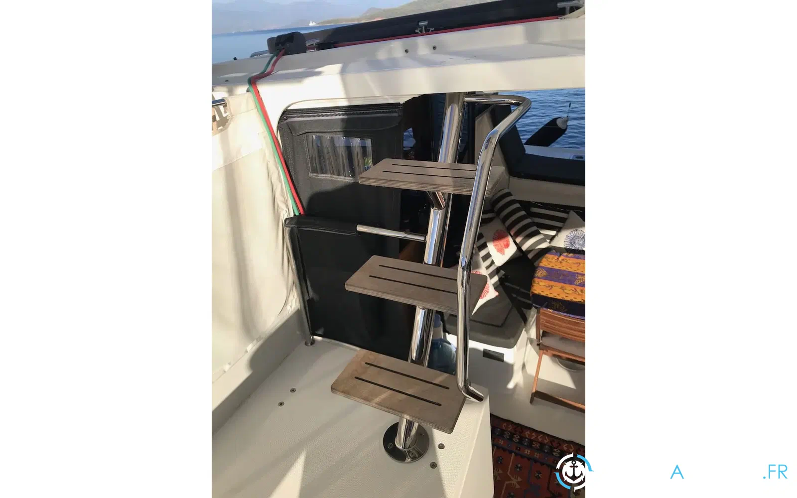 slider 22 Lagoon 42