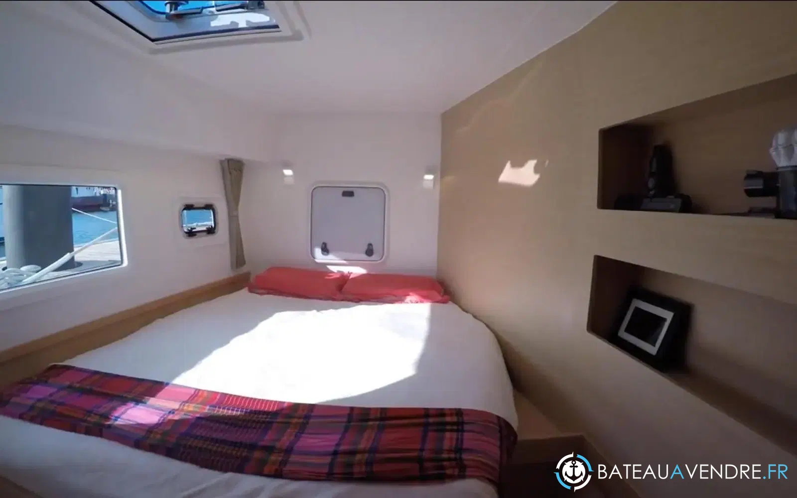 slider 39 Lagoon 42