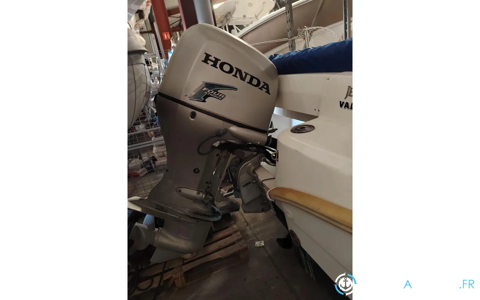 slider 9 Jeanneau Cap Camarat 555 CC