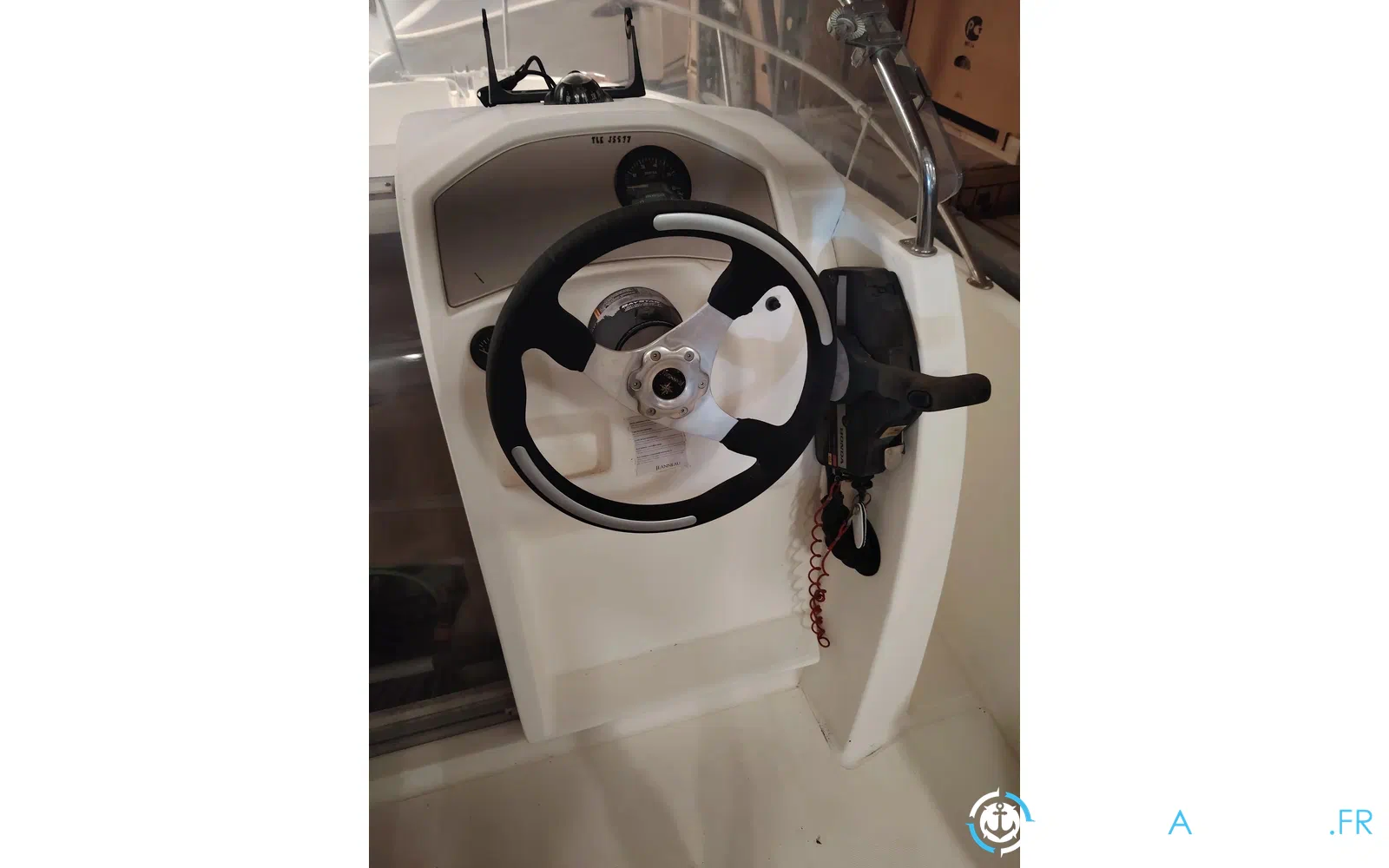 slider 2 Jeanneau Cap Camarat 555 CC