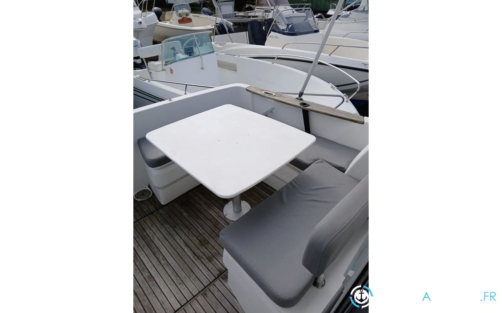 slider 3 Beneteau Antares 8 S