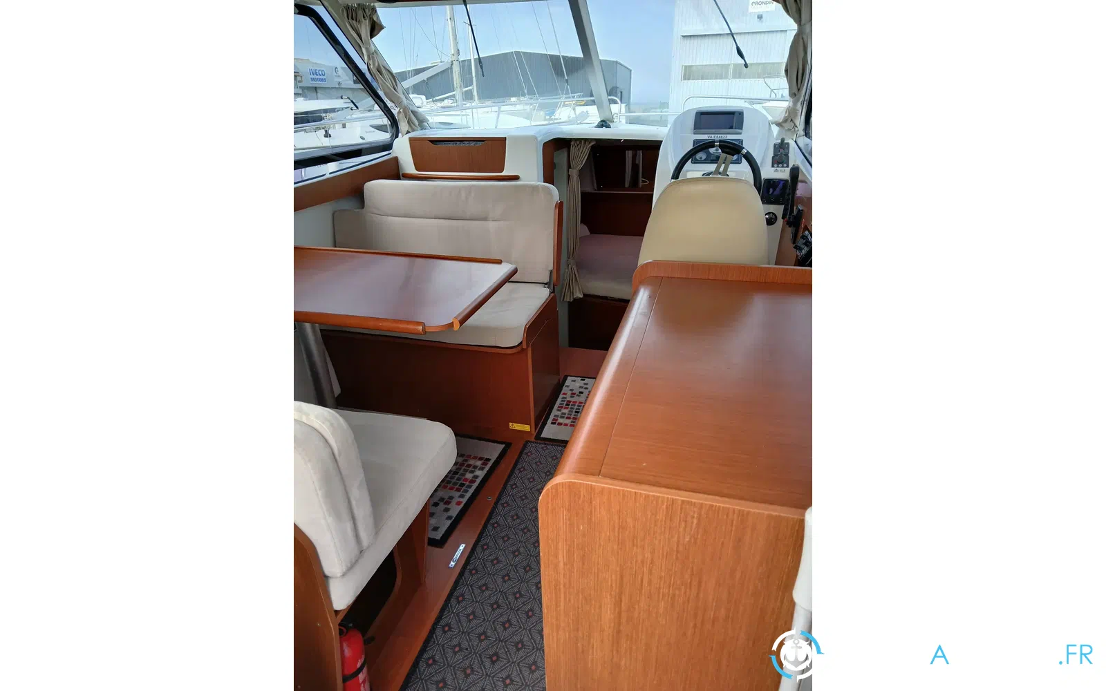 slider 4 Beneteau Antares 8 S