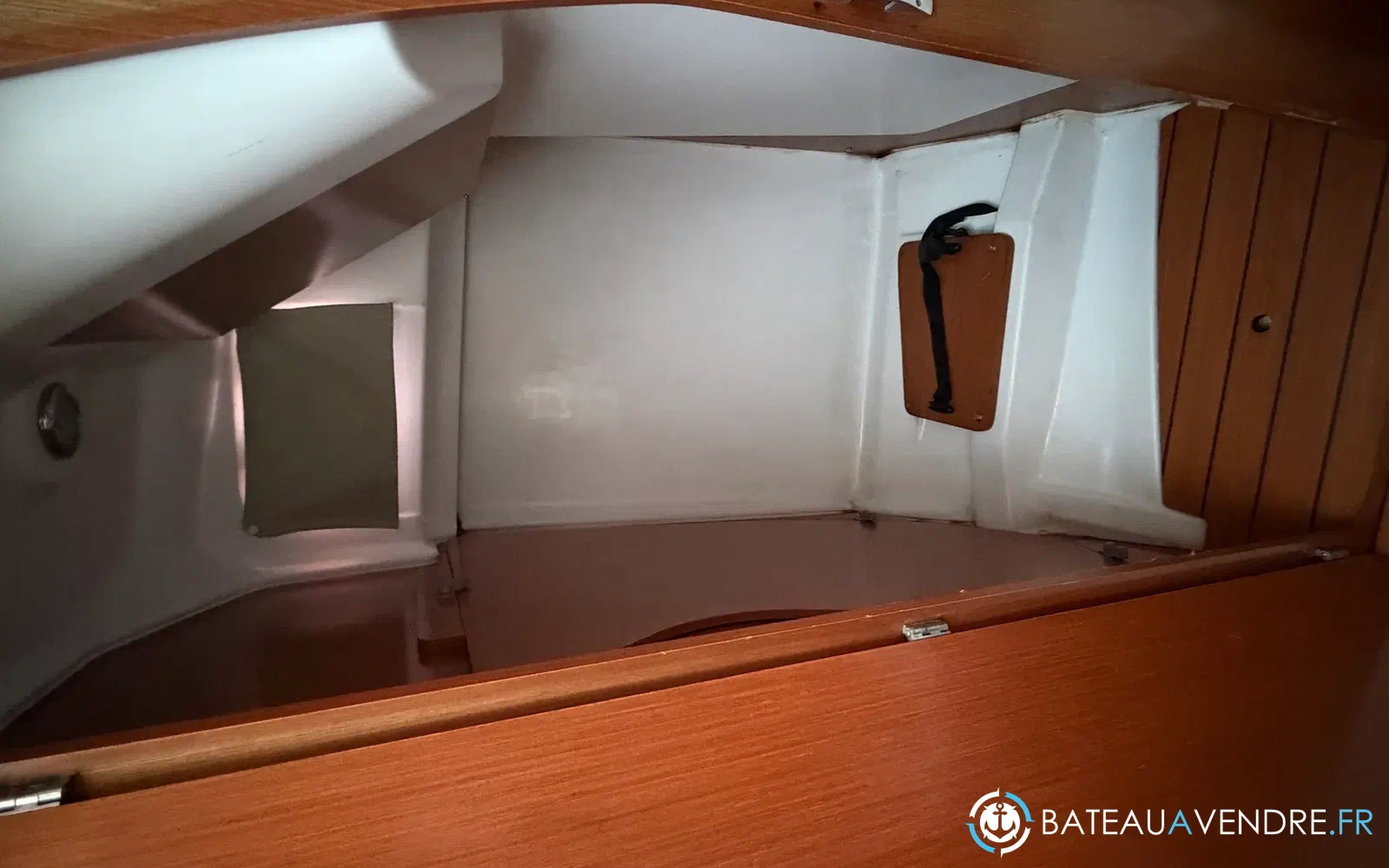 slider 5 Beneteau Antares 7