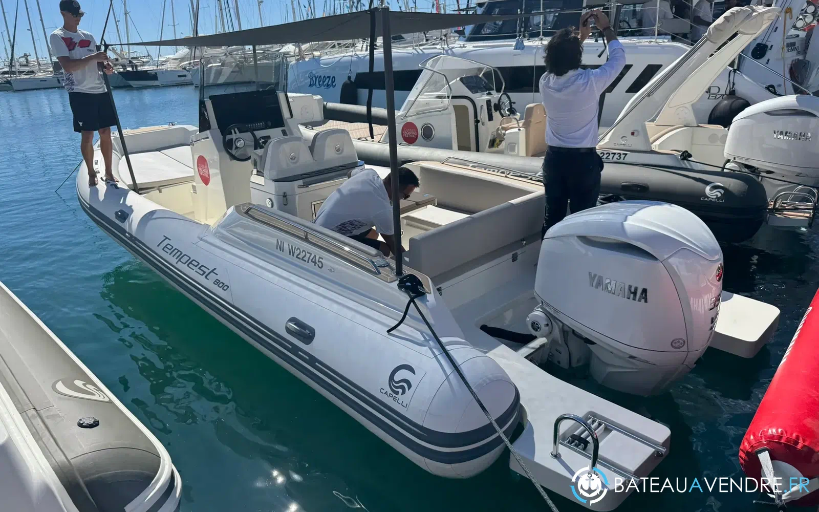 slider 0 Capelli Tempest 800