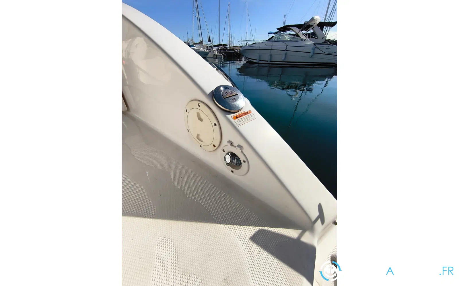 slider 22 Chaparral 256 SSX