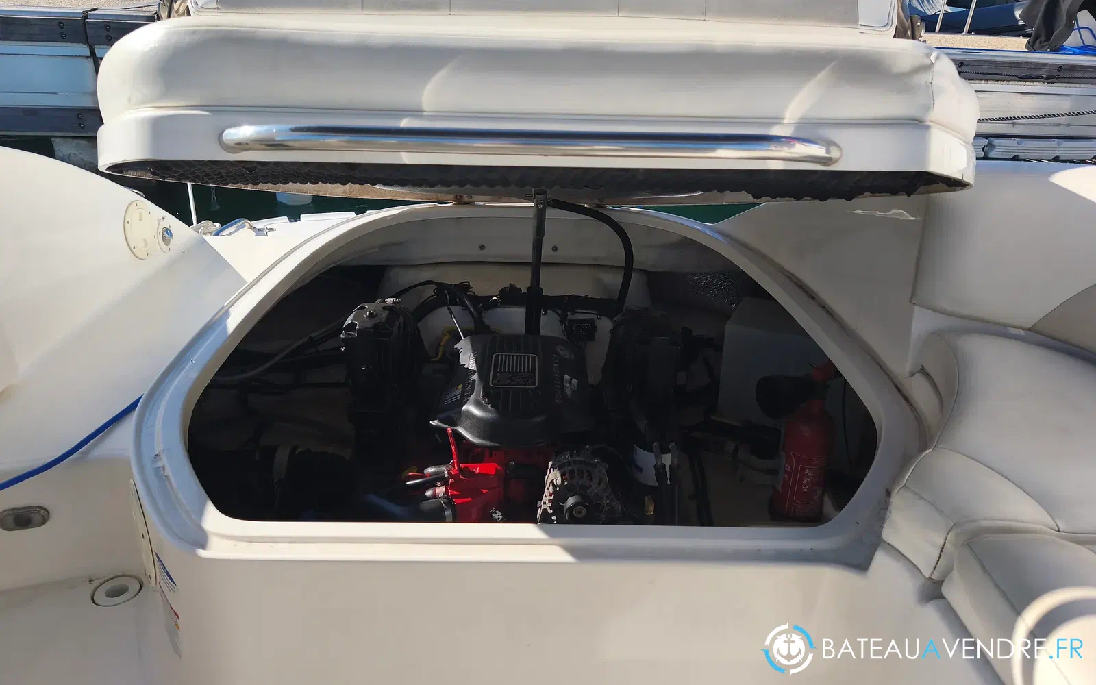 slider 32 Chaparral 256 SSX
