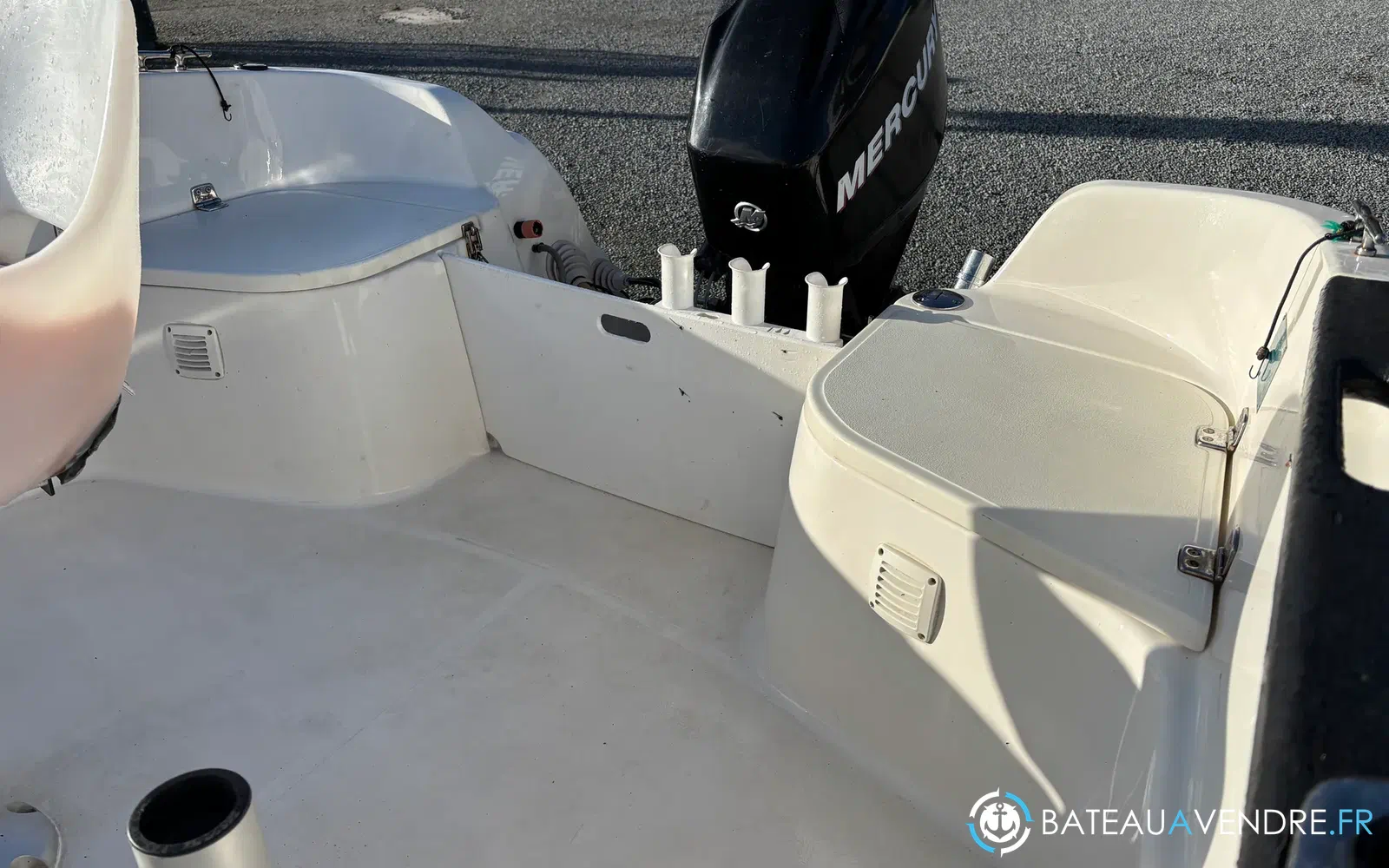 slider 3 Quicksilver 525 Commander Open