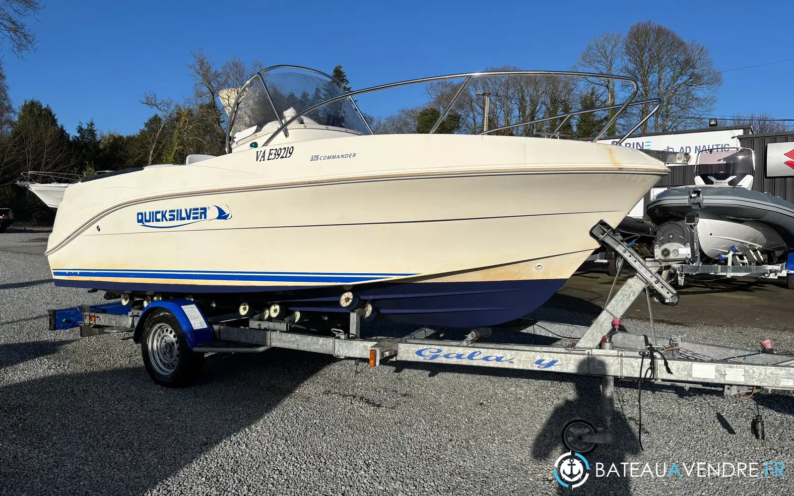 slider 1 Quicksilver 525 Commander Open