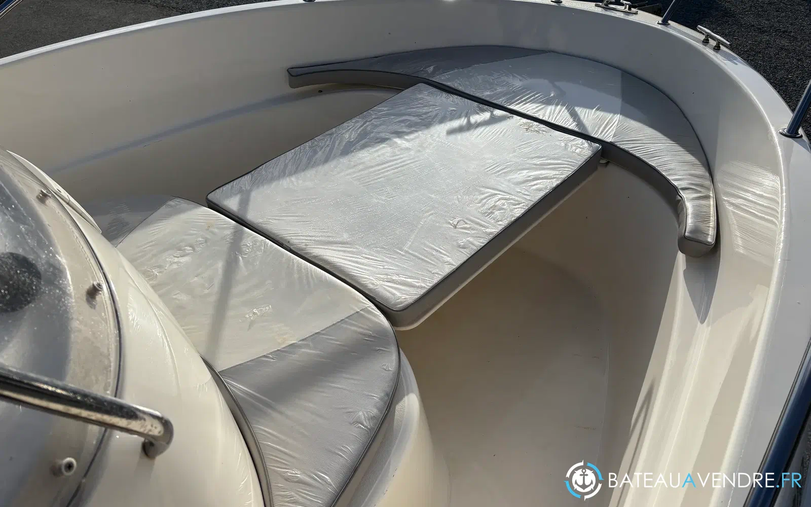 slider 7 Quicksilver 525 Commander Open