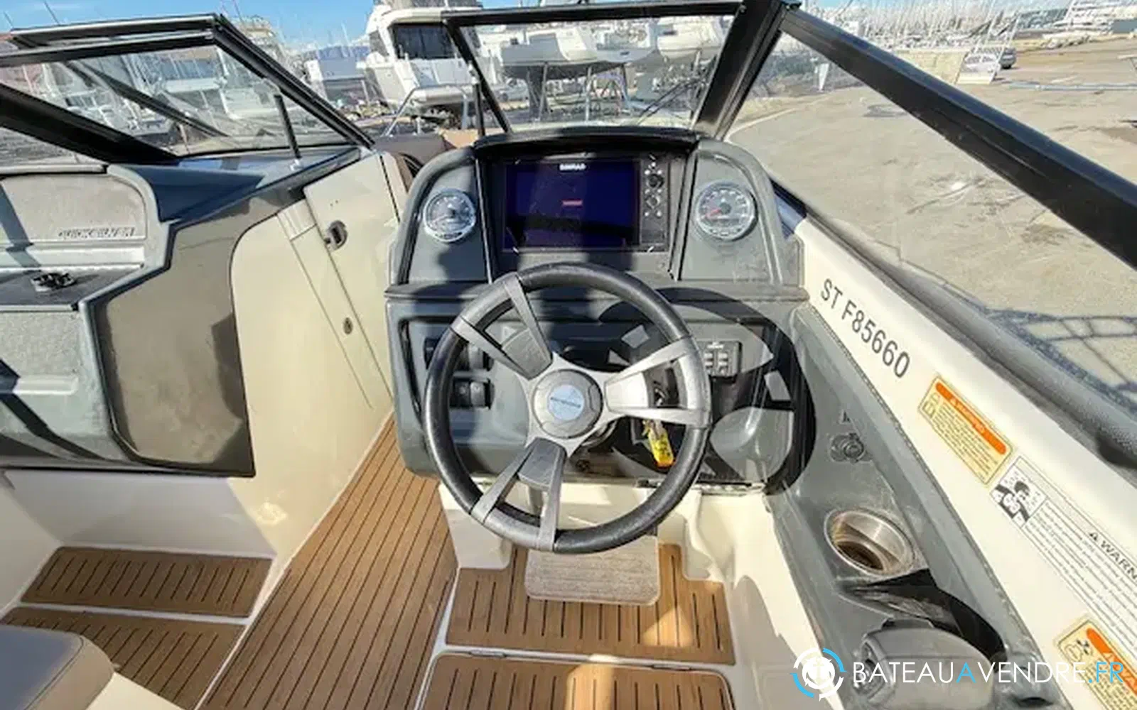 slider 12 Quicksilver Activ 755 Bowrider