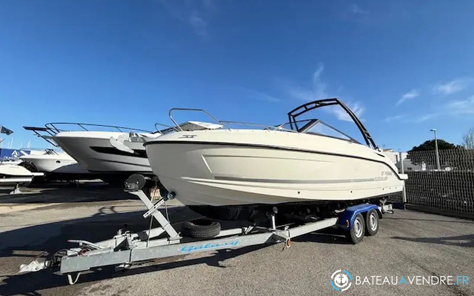 slider 3 Quicksilver Activ 755 Bowrider