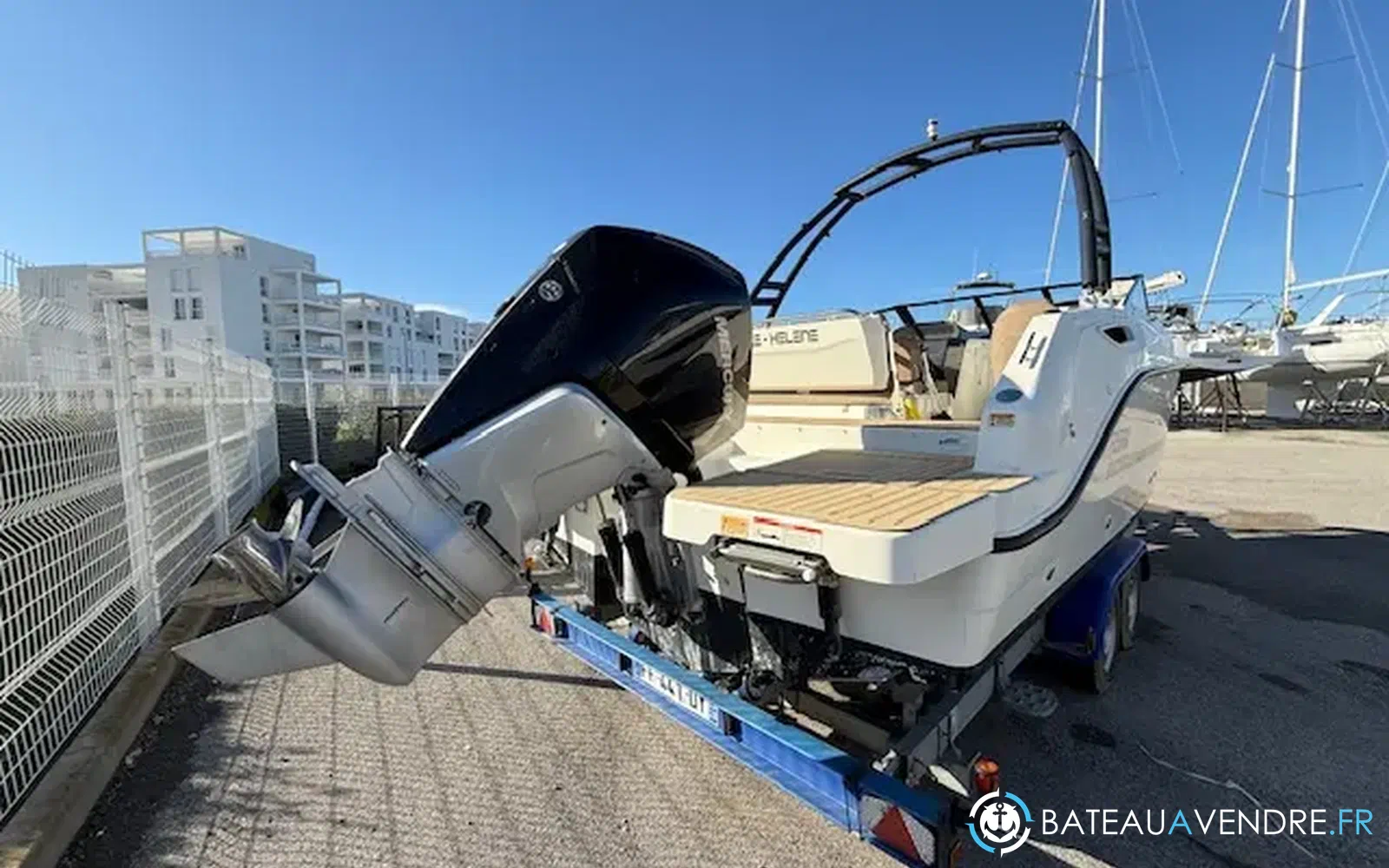 slider 5 Quicksilver Activ 755 Bowrider