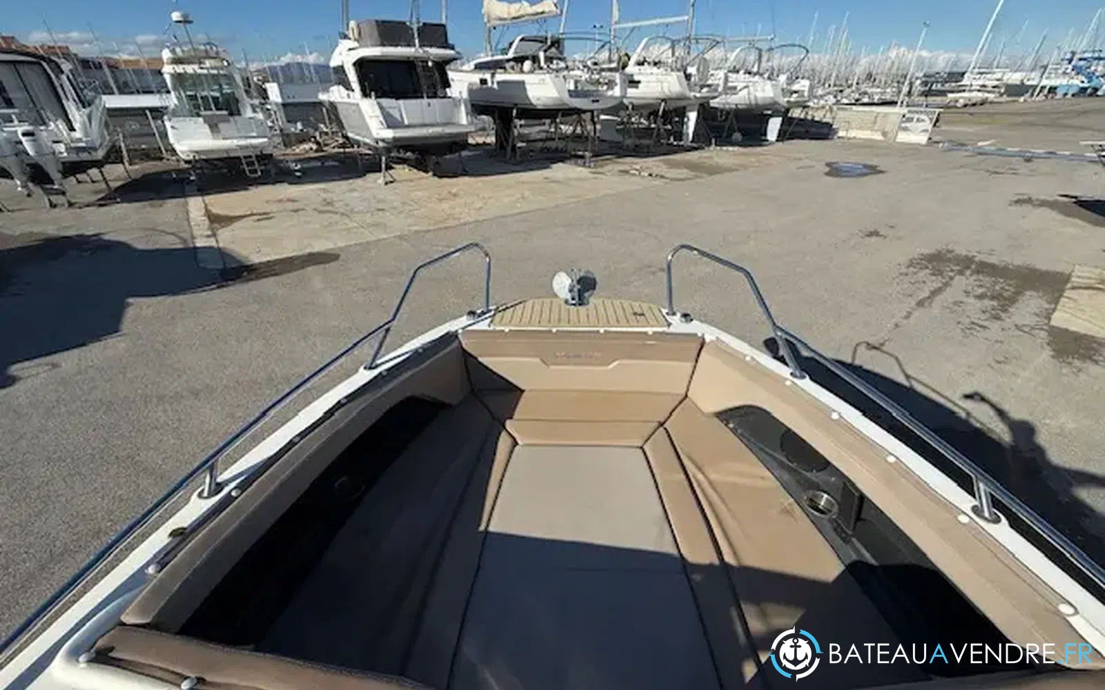 slider 6 Quicksilver Activ 755 Bowrider