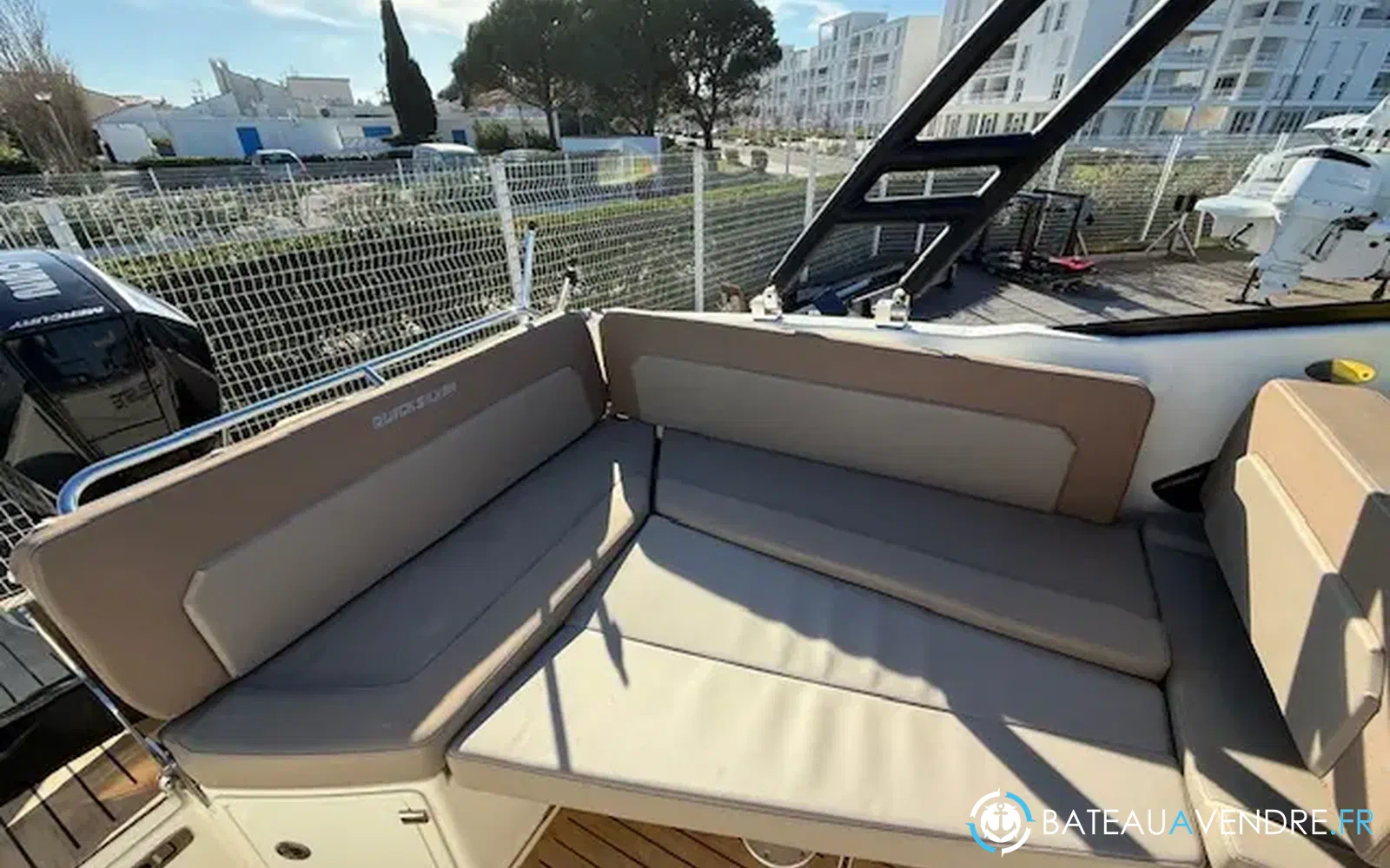 slider 8 Quicksilver Activ 755 Bowrider