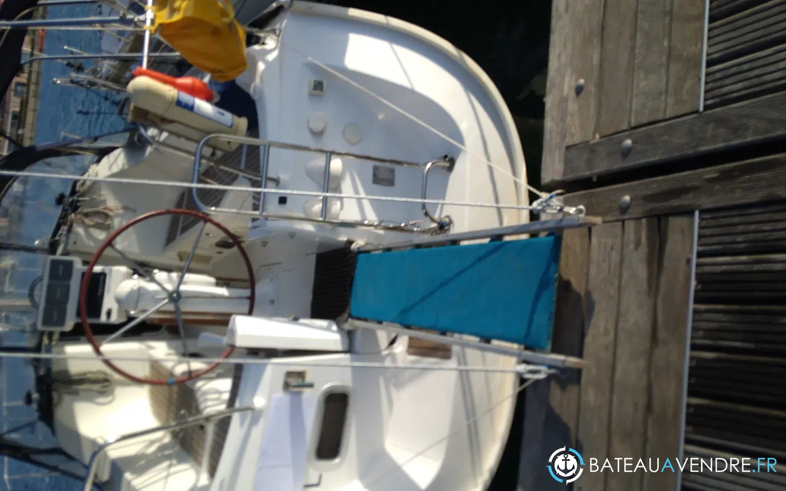 slider 9 Beneteau OCEANIS 323 Clipper