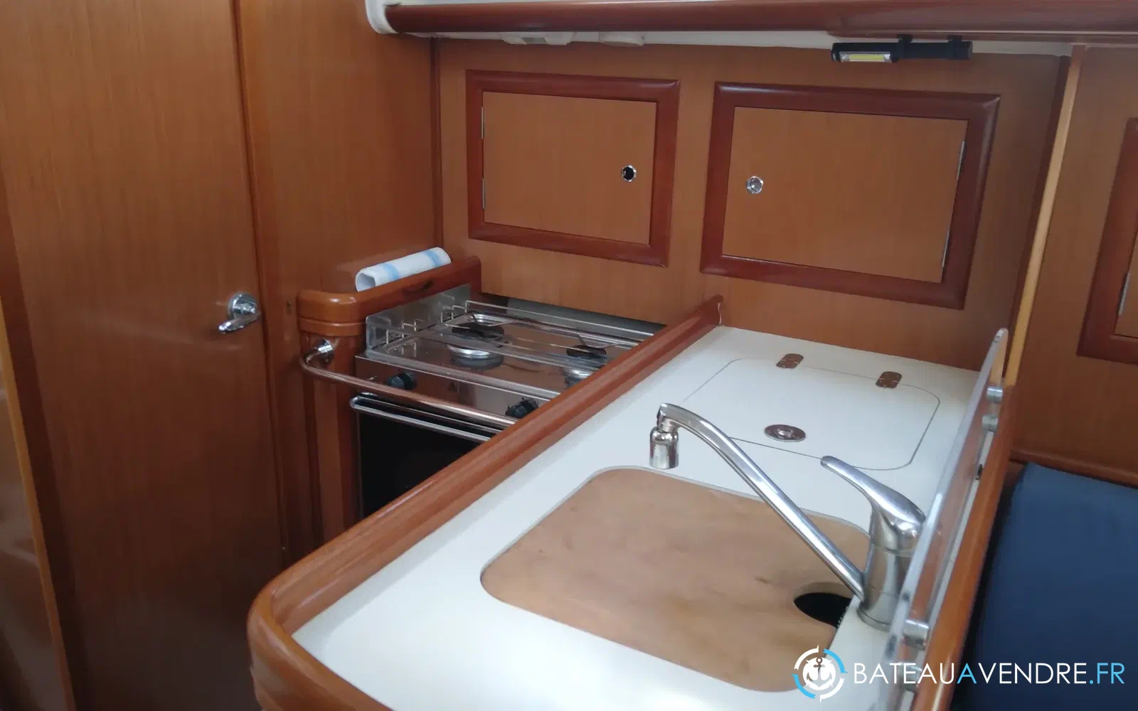 slider 4 Beneteau OCEANIS 323 Clipper