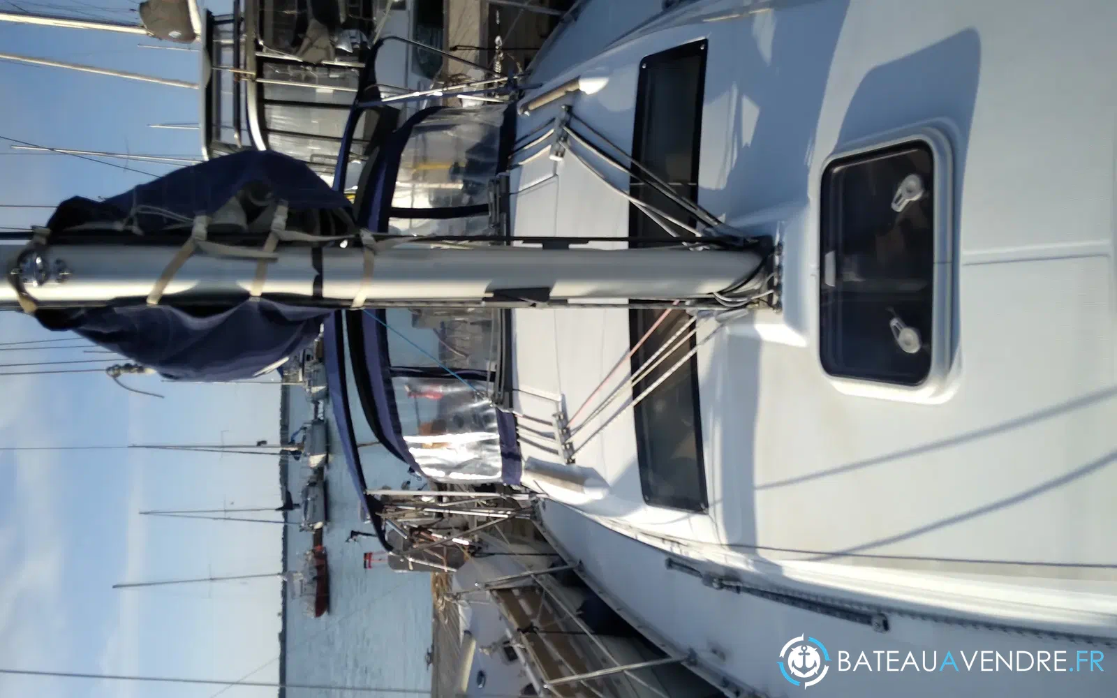slider 6 Beneteau OCEANIS 323 Clipper