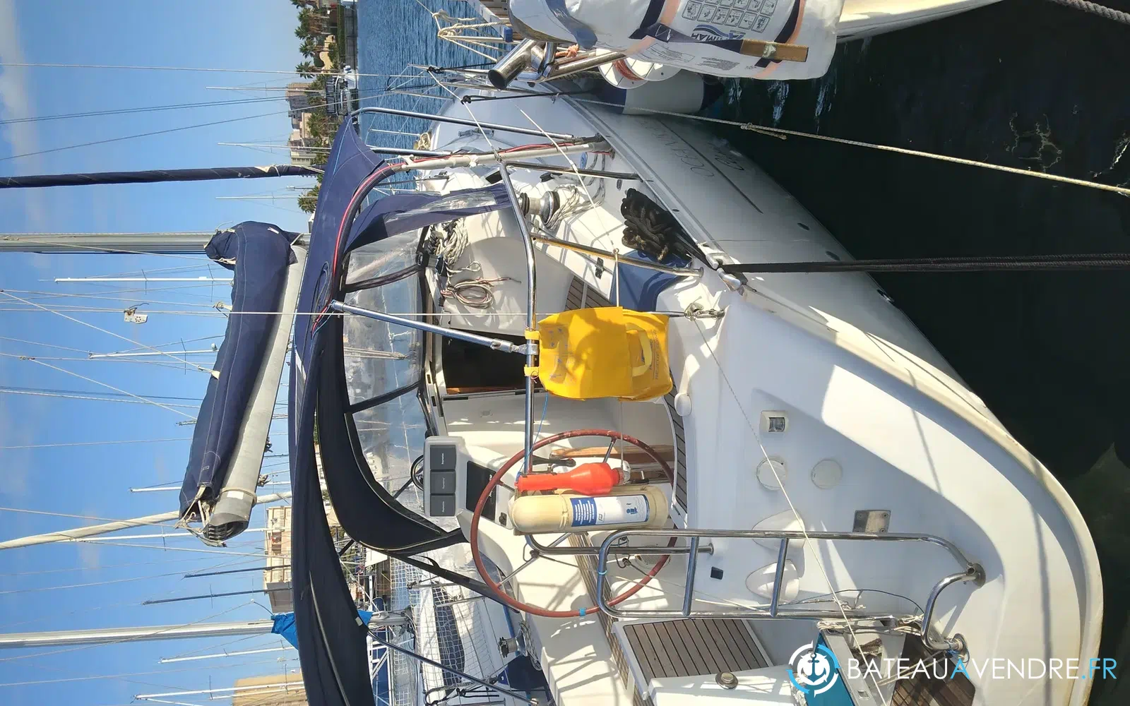 slider 8 Beneteau OCEANIS 323 Clipper