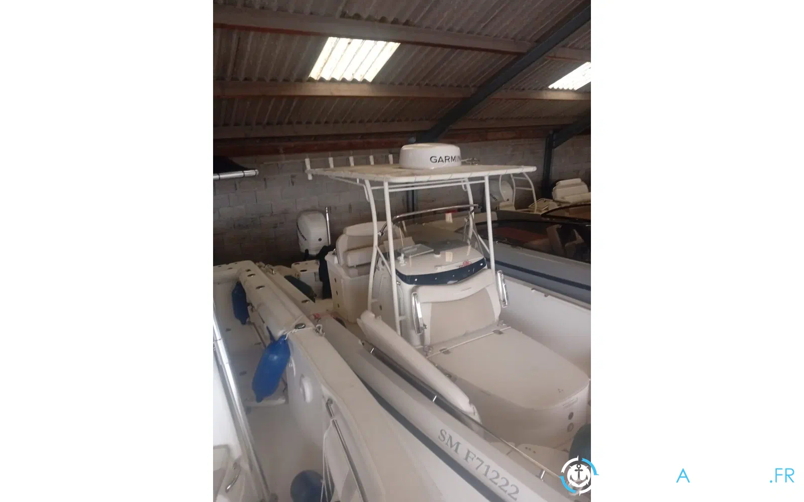 slider 5 Boston Whaler 270 Dauntless