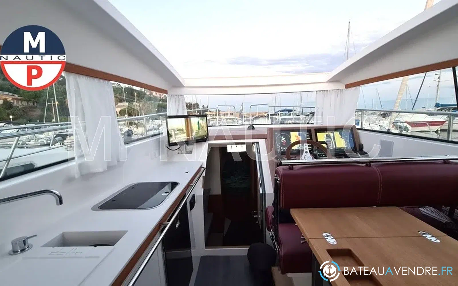 slider 12 Delta Yachts powerboats 33 coupe