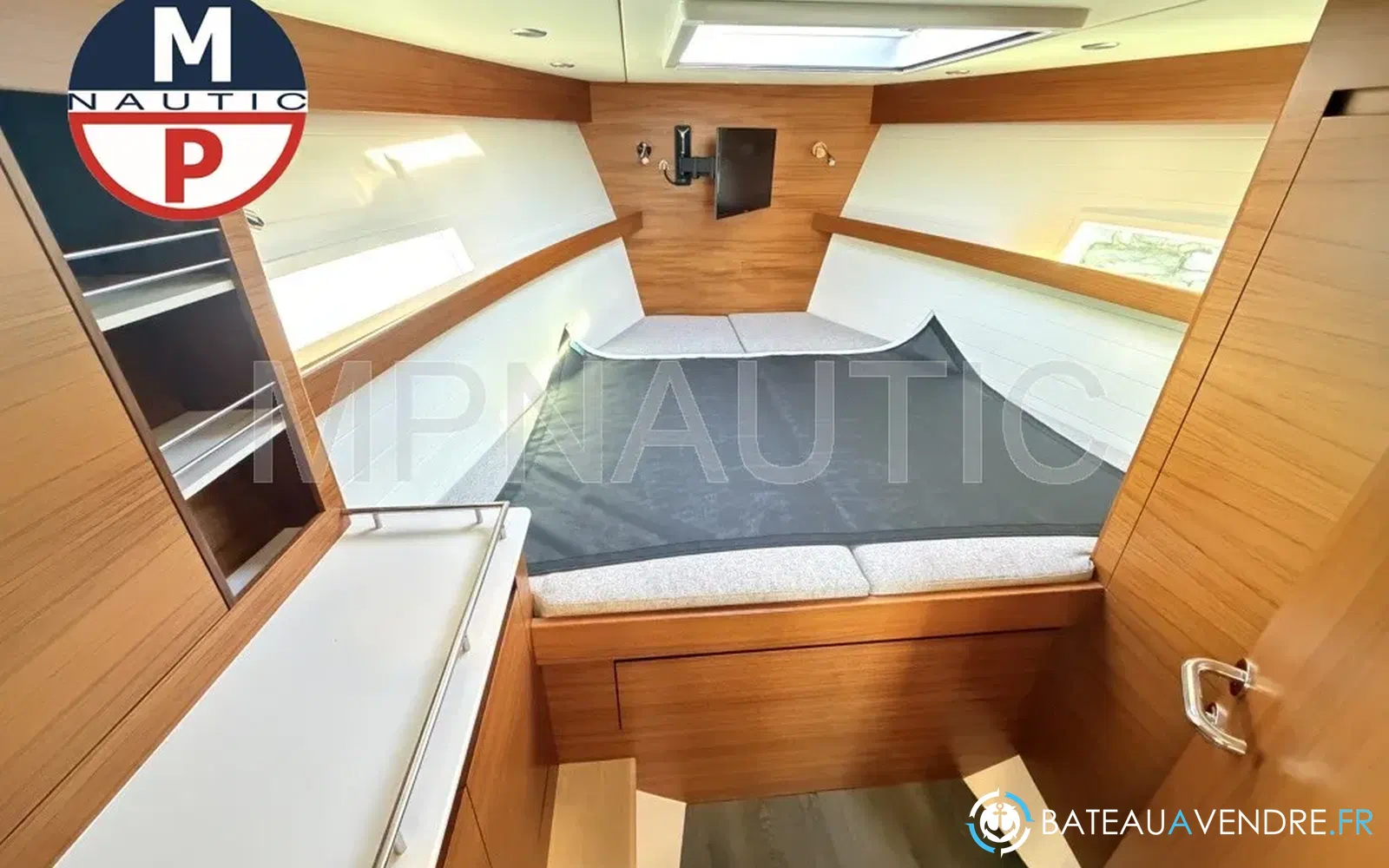 slider 18 Delta Yachts powerboats 33 coupe