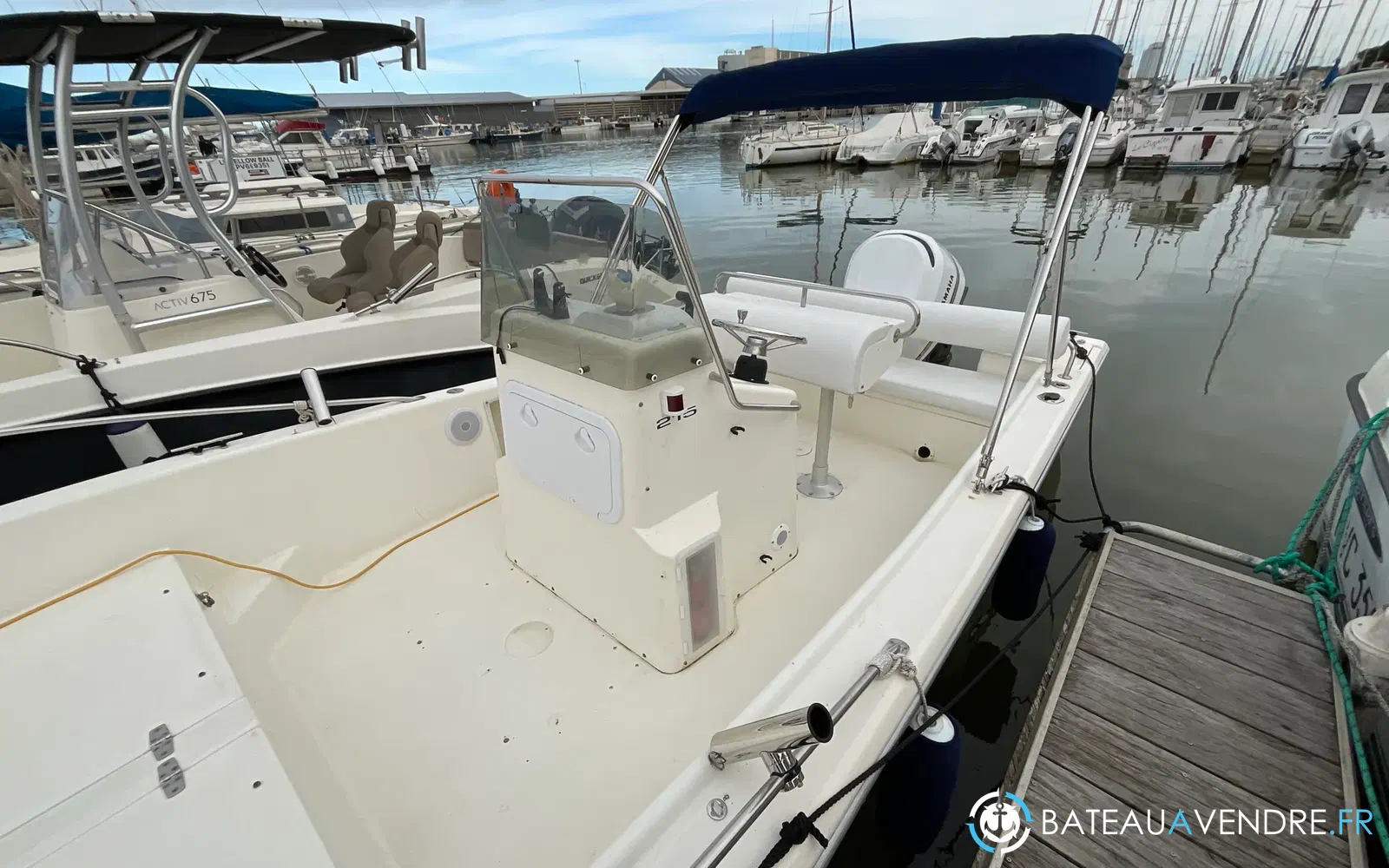 slider 5 Kelt White Shark 215