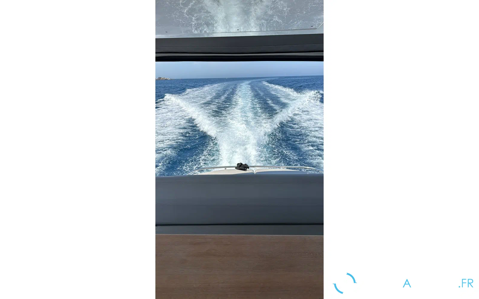 slider 22 Beneteau Monte Carlo 42 HT